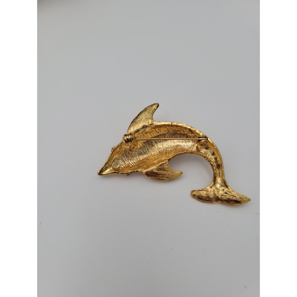 Vintage‎ Dolphin Brooch Pin Gold Tone Red Rhinestone Eyes Statement Piece - Picture 2 of 5